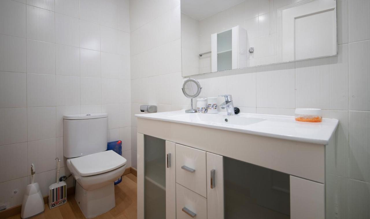 Tarracohomes, Th156 Casa Roser Familiar Y Con Piscina Compartida Tarragona Exterior foto