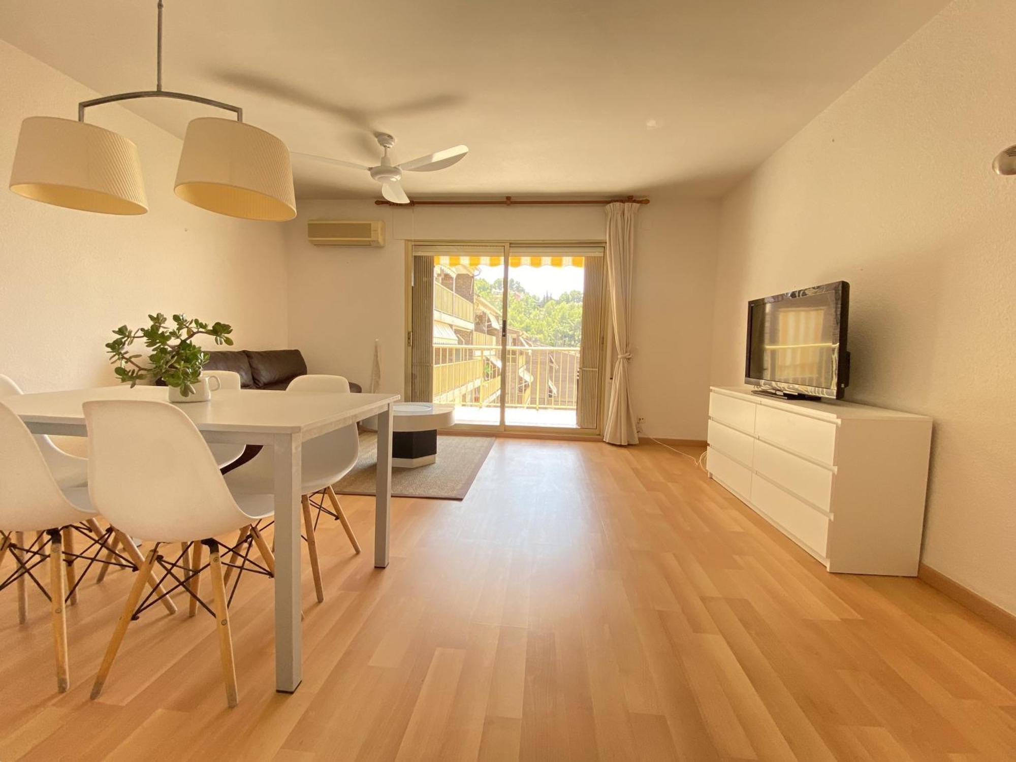 Tarracohomes, Th156 Casa Roser Familiar Y Con Piscina Compartida Tarragona Exterior foto